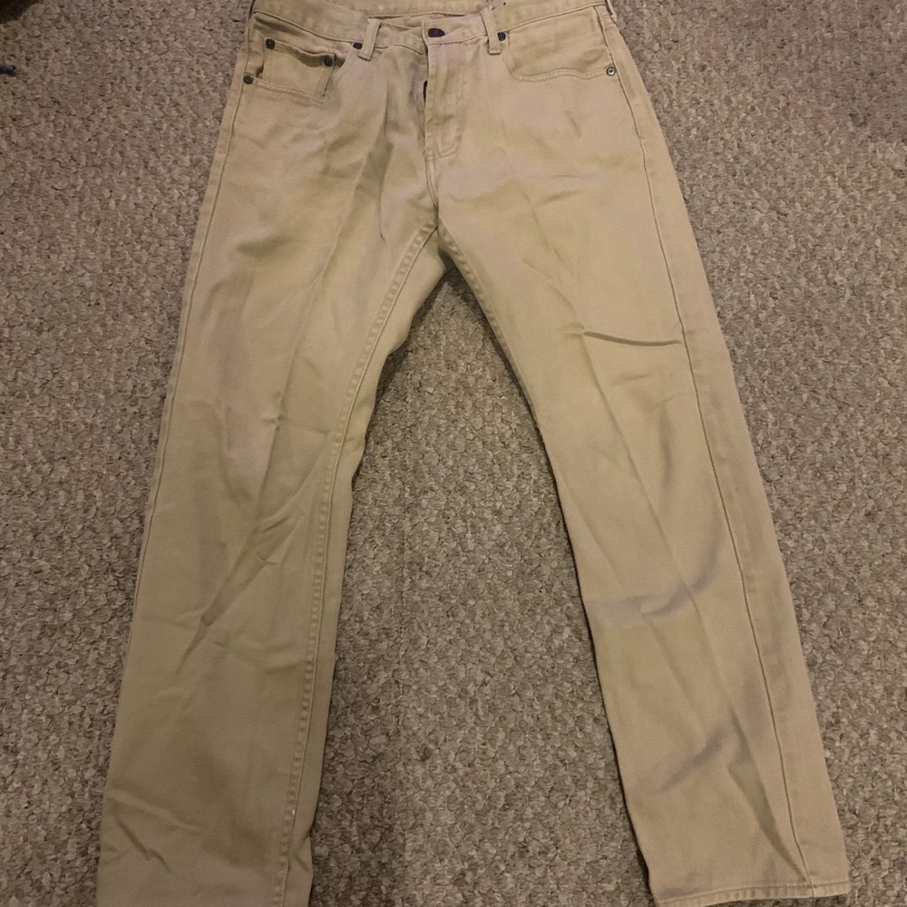 Men’s khakis